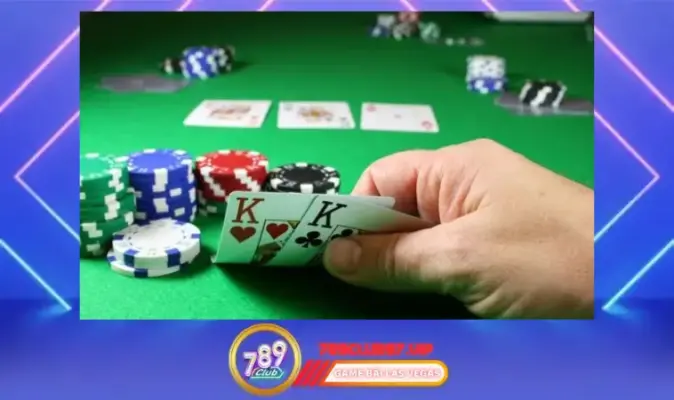 Cần quan tâm những dấu hiệu nào trên bàn cược để chơi Poker thắng đậm?
